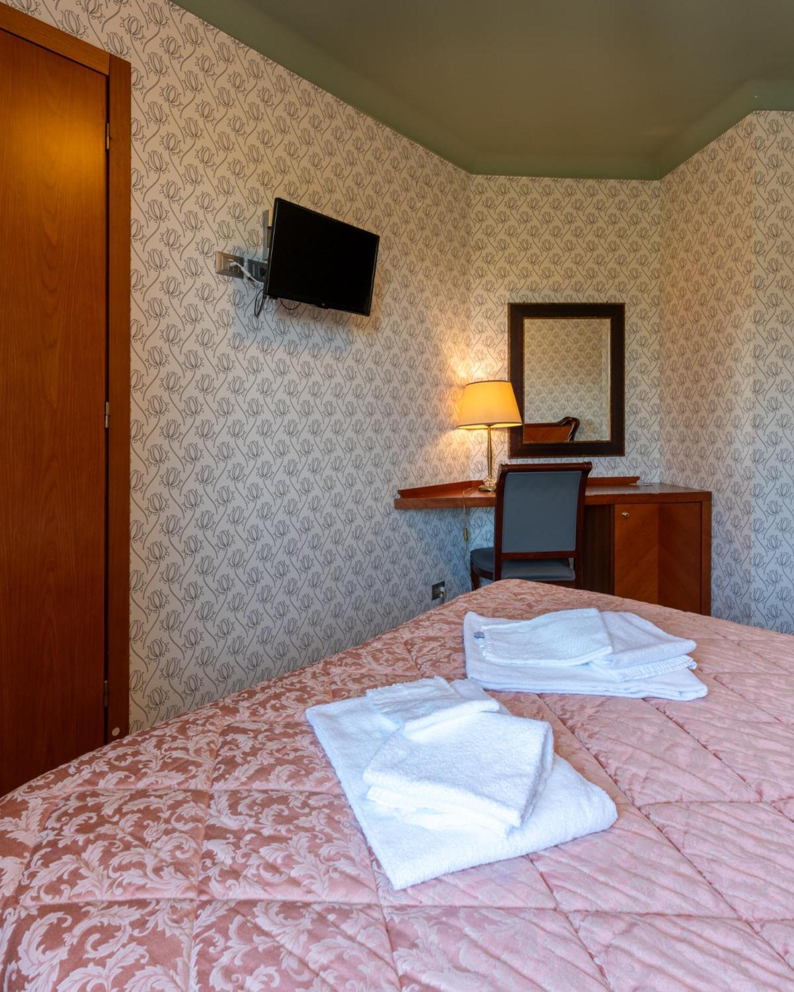 Hotel Terme Sarnano Kültér fotó